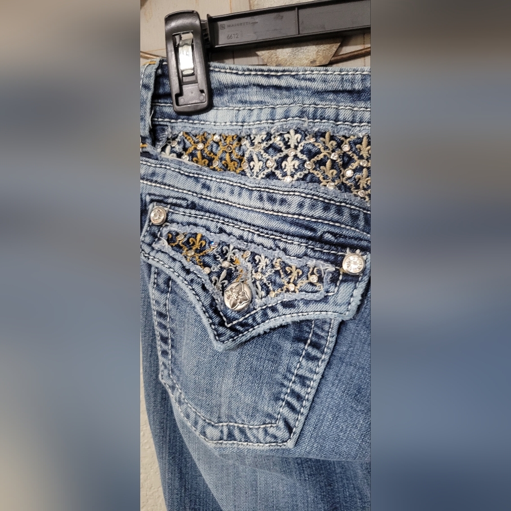 Miss Me  Distressed Bootcut Jeans Size 27 - Picture 10 of 14